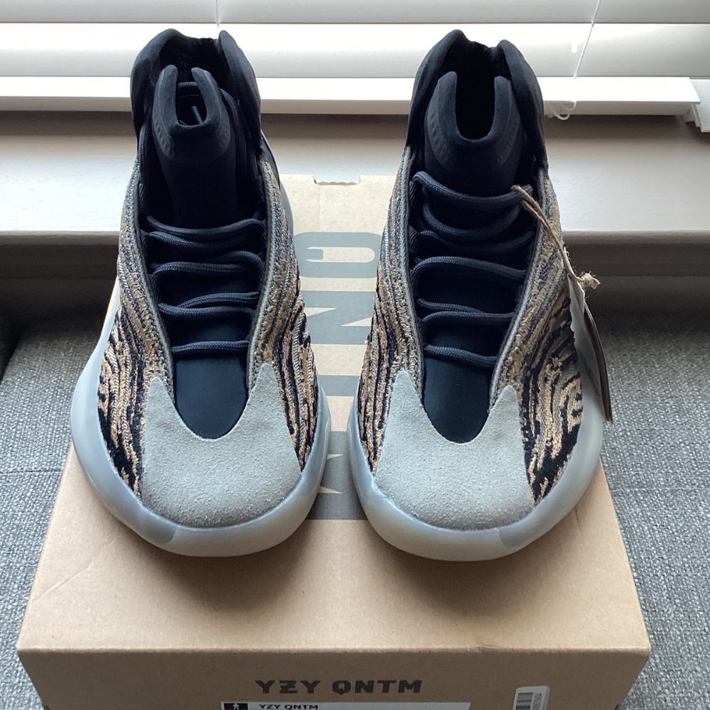 adidas Yeezy Quantum Amber Tint Sneaker - Picture 5 of 16